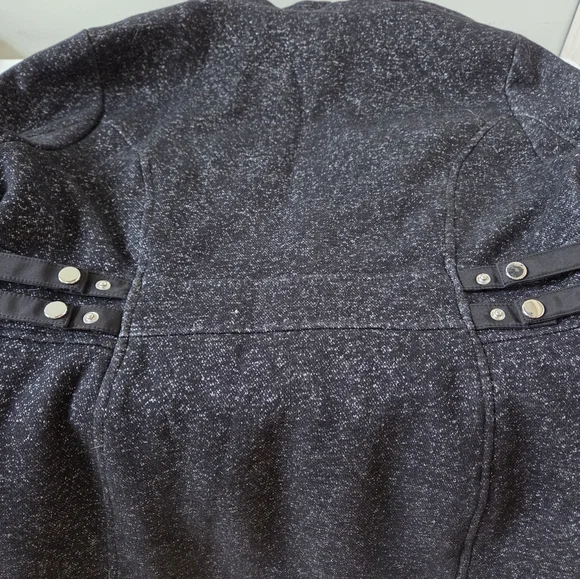 Jacket - Picture 6 of 6